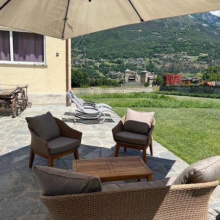 Ferienwohnung La Rose Du Prevot Fénis Exterior foto