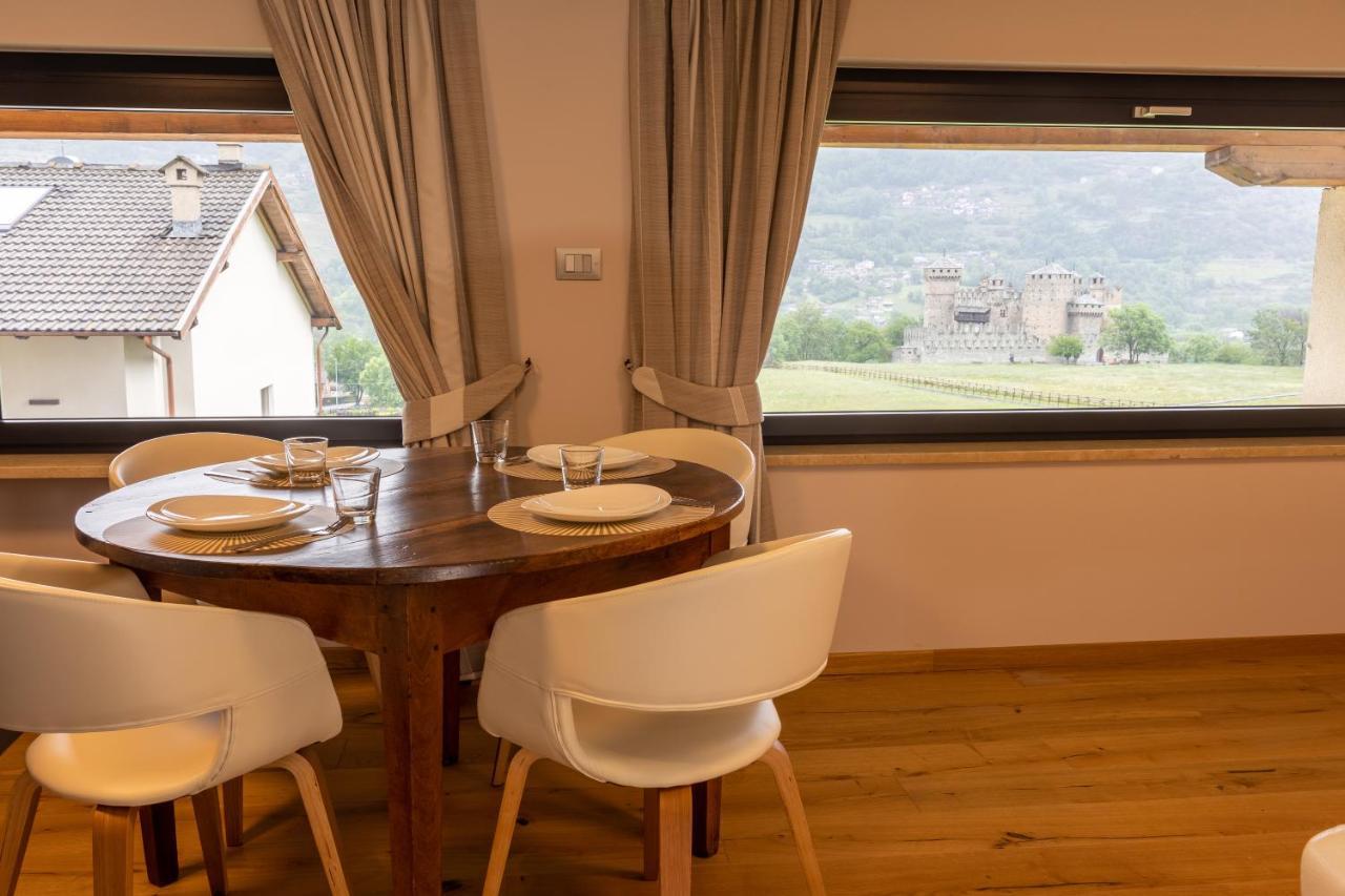 Ferienwohnung La Rose Du Prevot Fénis Exterior foto