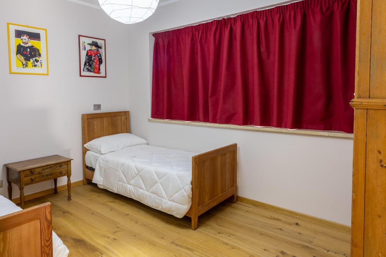 Ferienwohnung La Rose Du Prevot Fénis Exterior foto