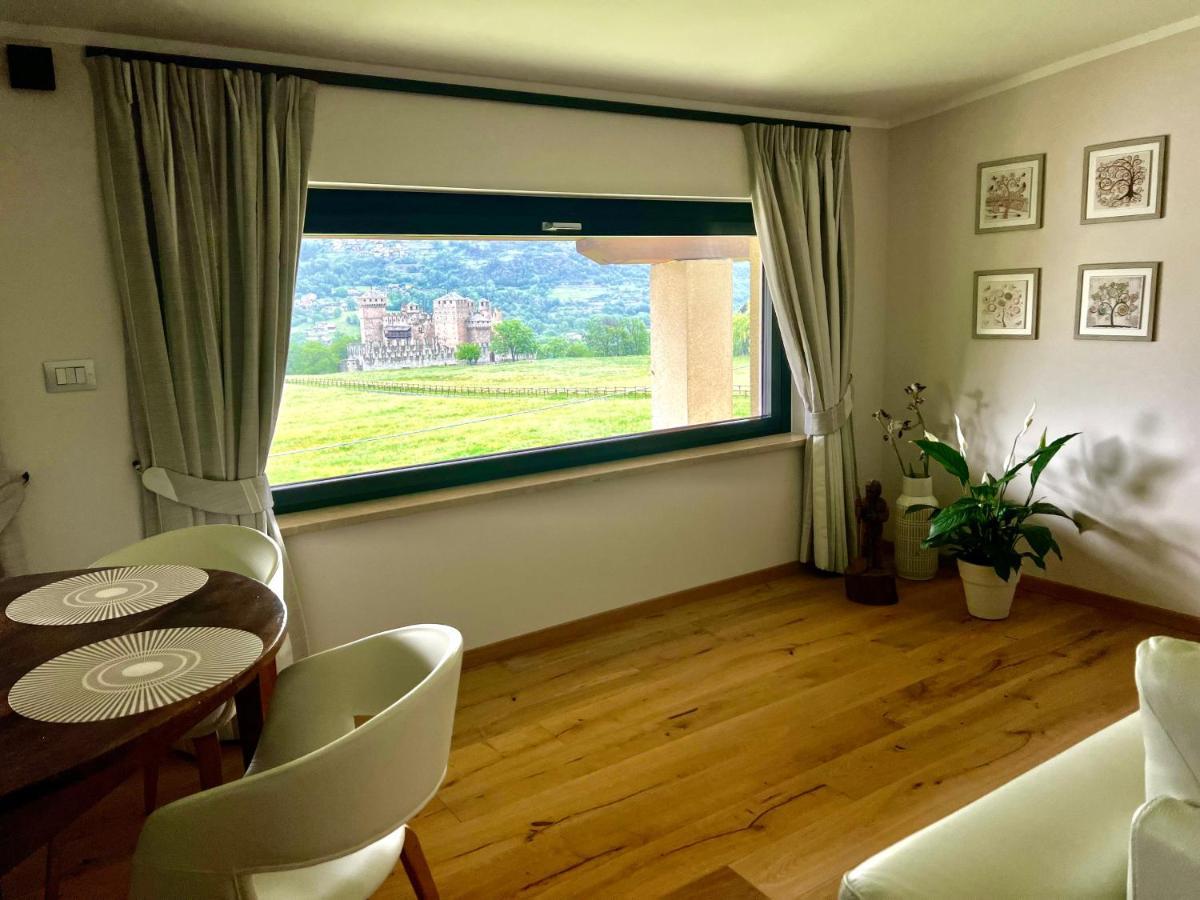 Ferienwohnung La Rose Du Prevot Fénis Exterior foto